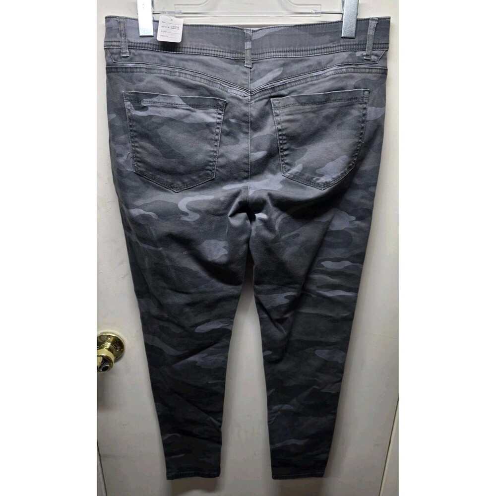 Democracy "Ab" Solution Size 12 Camouflage Booty Lift Jeans - Picture 2 of 11